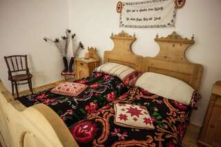 Гостевой дом Villa Rihuini saxon house Richişu Двухместный номер с 2 отдельными кроватями-5